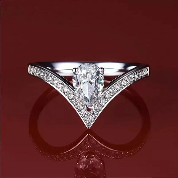 💙Cute Pear Shape Sterling Silver Jewerly Set - Picture 3 of 5